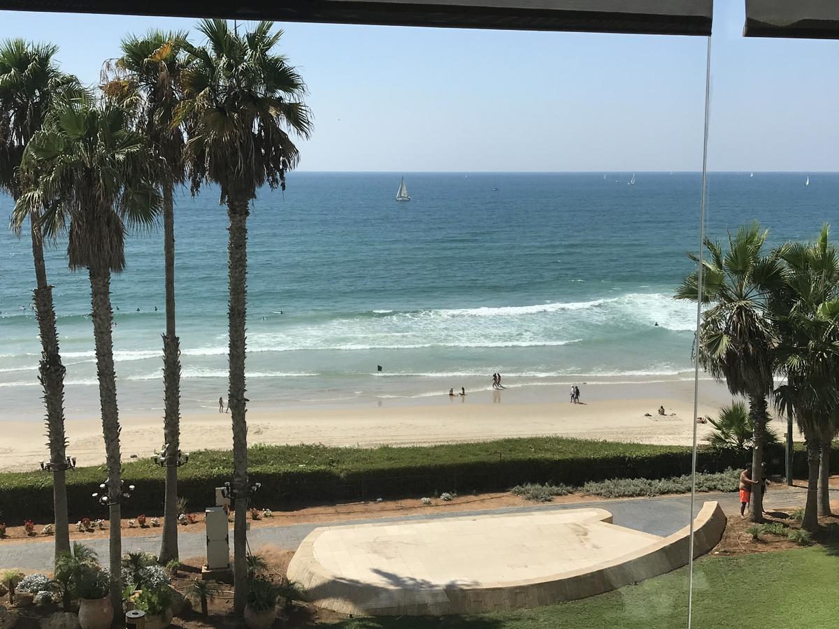 Beach Apartment- Breathtaking Views With Bomb Shelter Herzliya ภายนอก รูปภาพ
